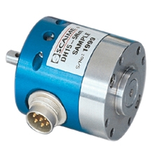 108 - <li>Malý kompaktní snímač s rozsahy 0,005 Nm….20 Nm</li>
<li>Citlivost 0,3….1mV/V, dle rozsahu, napájení 2-12V</li>
<li>Třída přesnosti 0,2%, volitelně 0,1%</li>
<li>Připojovací hřídel a příruba</li>
<li>Elektrické připojení konektorem</li>